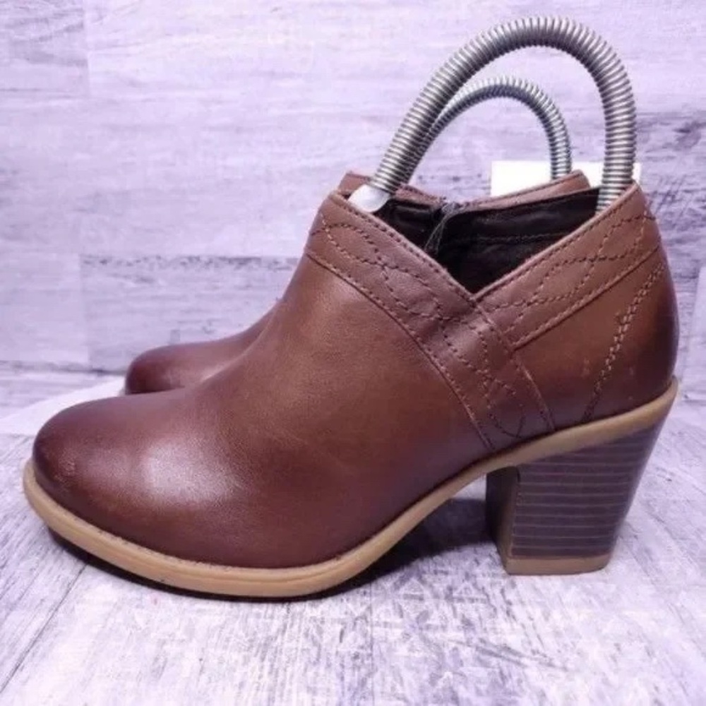Earth Lina Austin Heeled Leather Ankle Boot Mahogany Brown Women's sz 7